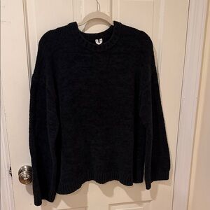 Classic Dark Gray/Black Women's Sweater
